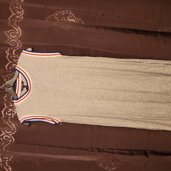 Long Grey Dress with Colored Detailing - Picture 1 of 2